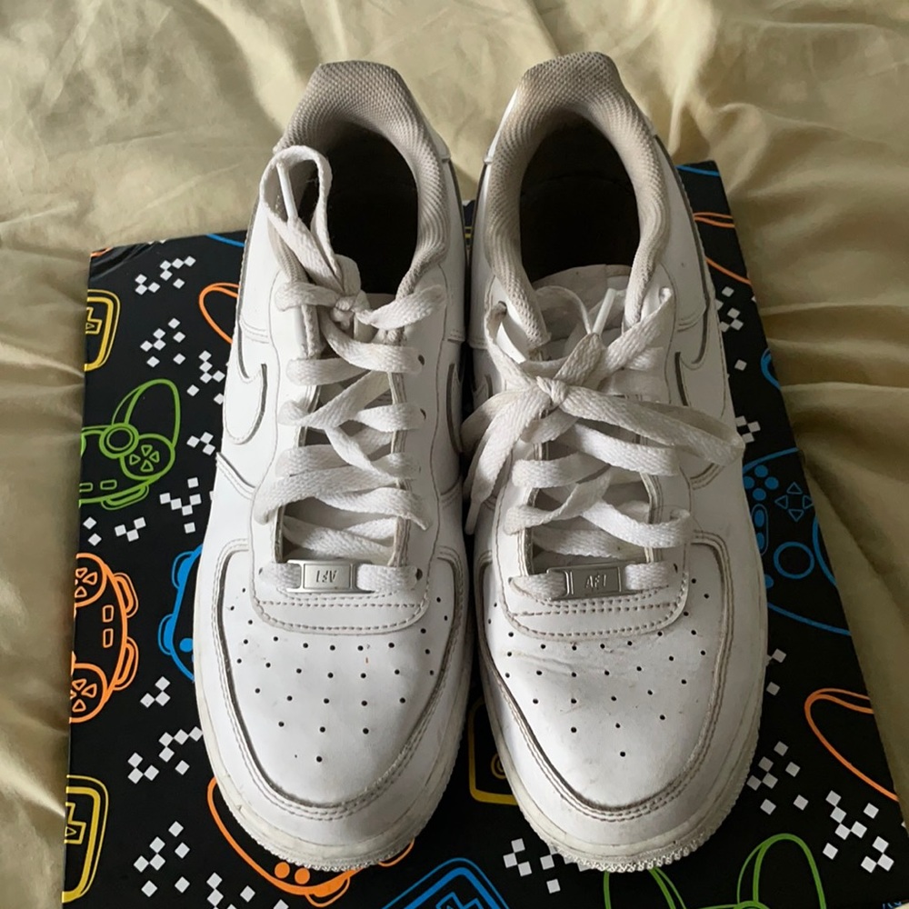 Used all white Air Force ones, can be cleaned and customized